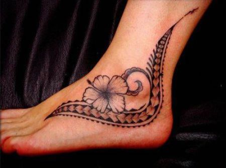 Samoan Tattoo On Girl Left Foot