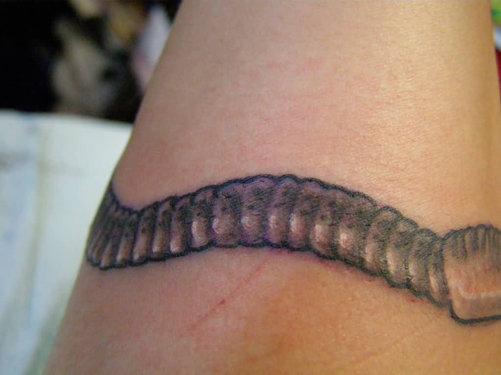 Simple Brown Earthworm Armband Style Tattoo