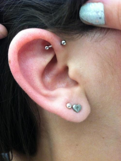 Dual Lobe And Single Forward Pinna Piercing