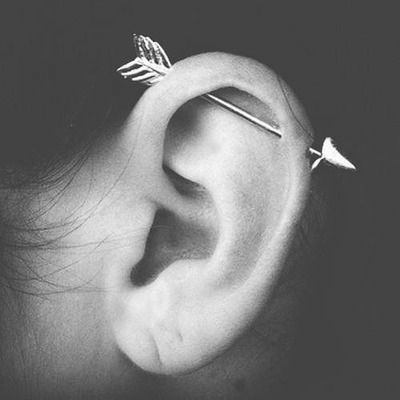 Beautiful Arrow Barbell Scaffold Piercing