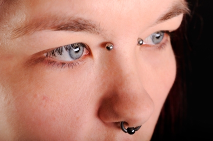 Bead Ring Septum And Earl Piercing