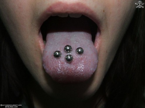 Awesome Silver Studs Tongue Rim Piercing