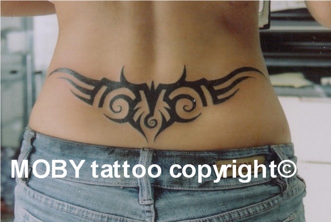 Cool Tribal Design Tailbone Tattoo