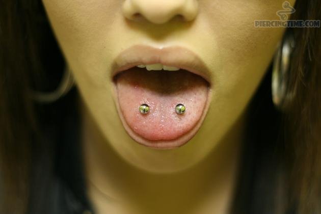 Silver Studs Tongue Rim Piercing