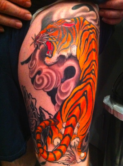 Tiger Tattoo On Leg by Chris Nunez