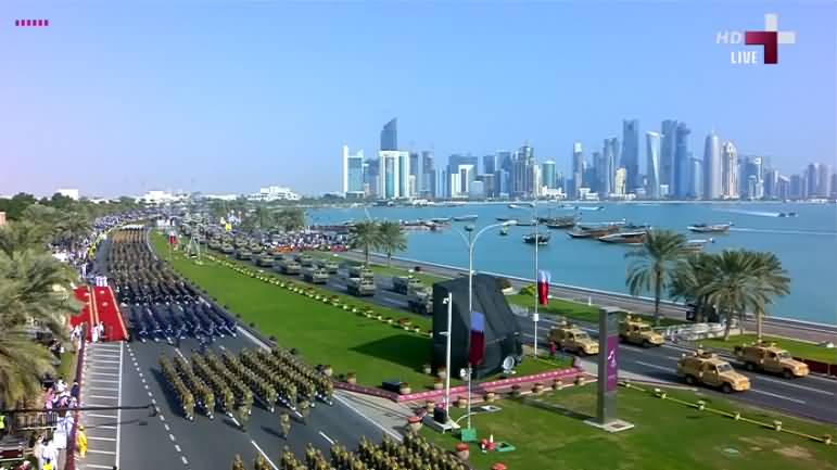 Happy Qatar National Day Parade Picture