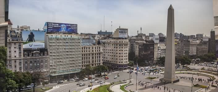 Obelisco de Buenos Aires At Plaza de Republica