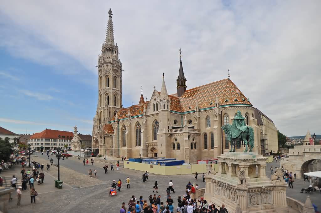 The Matthias Church And Saint Stephen Statue At Night