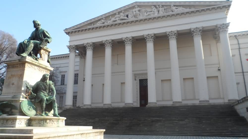 Arany Monument And The Hungarian National Museum