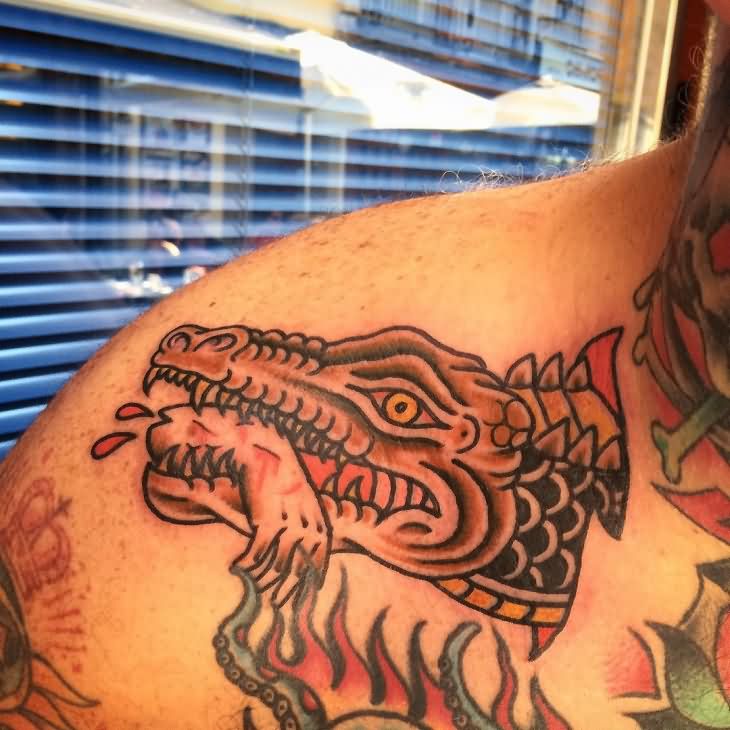 Traditional Alligator Tattoo On Right Shoulder