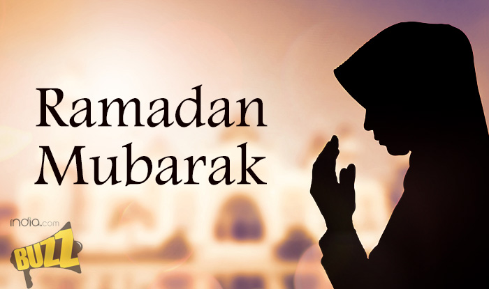 Ramadan Mubarak Praying Picture