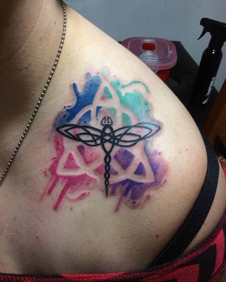 Celtic Knot And Dragonfly Tattoo On Front Shoulder