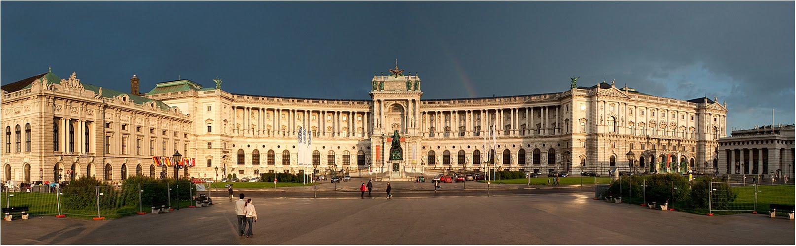 Хофбург в вене фото