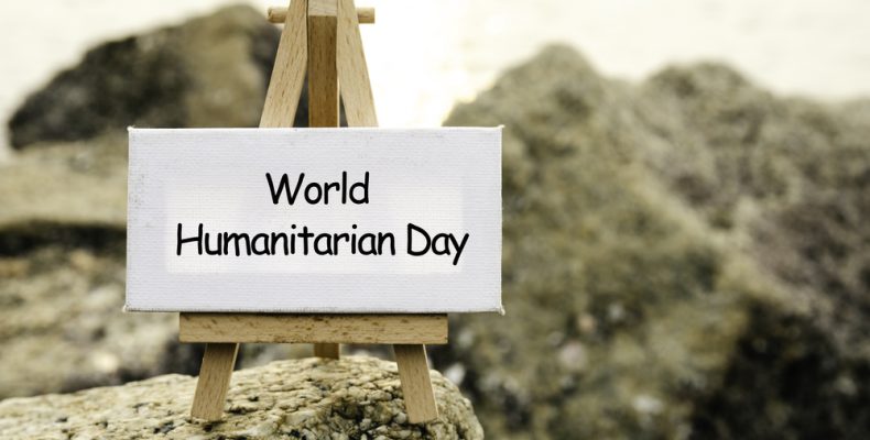 World Humanitarian Day note on board