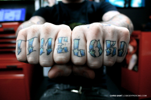 Blue time lord wording knuckle tattoo for men